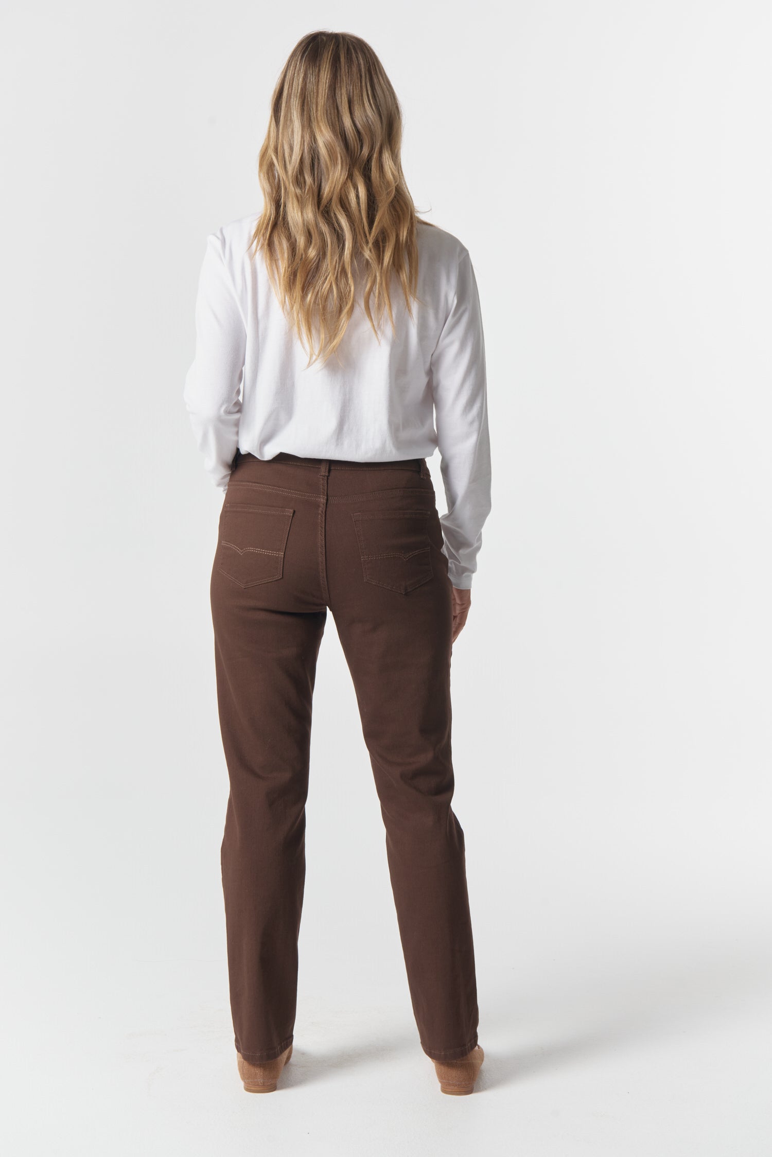 5 Pocket Jean - Chocolate by Goondiwindi Cotton. Timeless women’s fashion using natural fibres and classic shapes