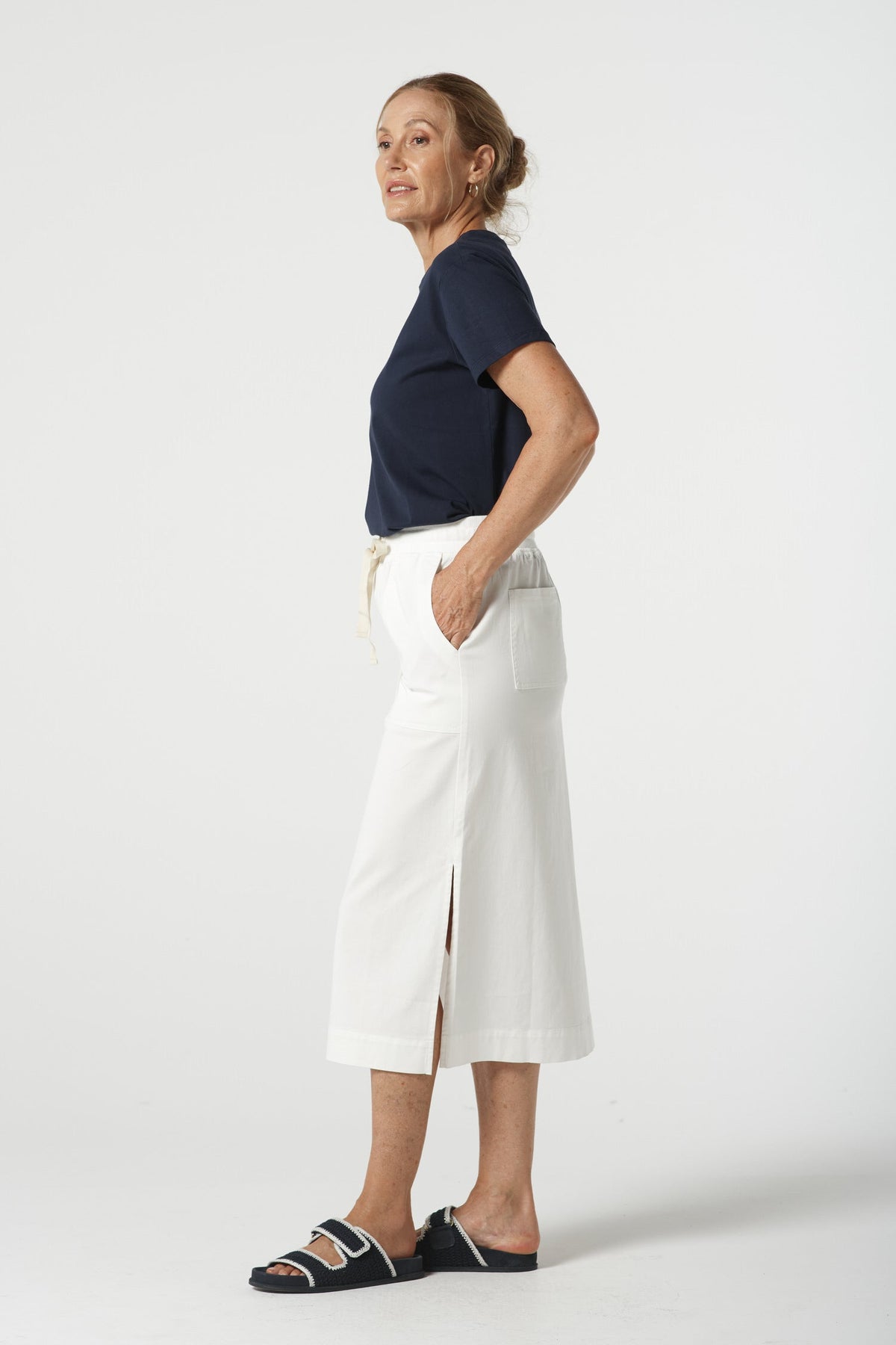 Goondiwindi Cotton Bottoms Weekend Cotton Stretch Midi Skirt - White