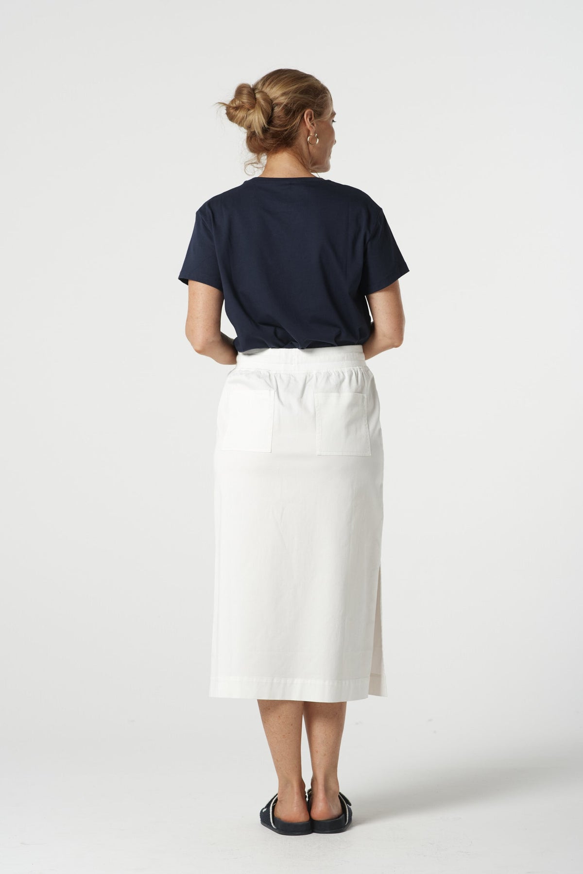Goondiwindi Cotton Bottoms Weekend Cotton Stretch Midi Skirt - White