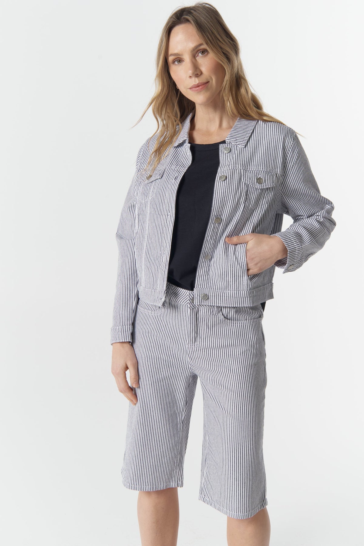 Goondiwindi Cotton Outerwear Ray Denim Jacket - Navy/White