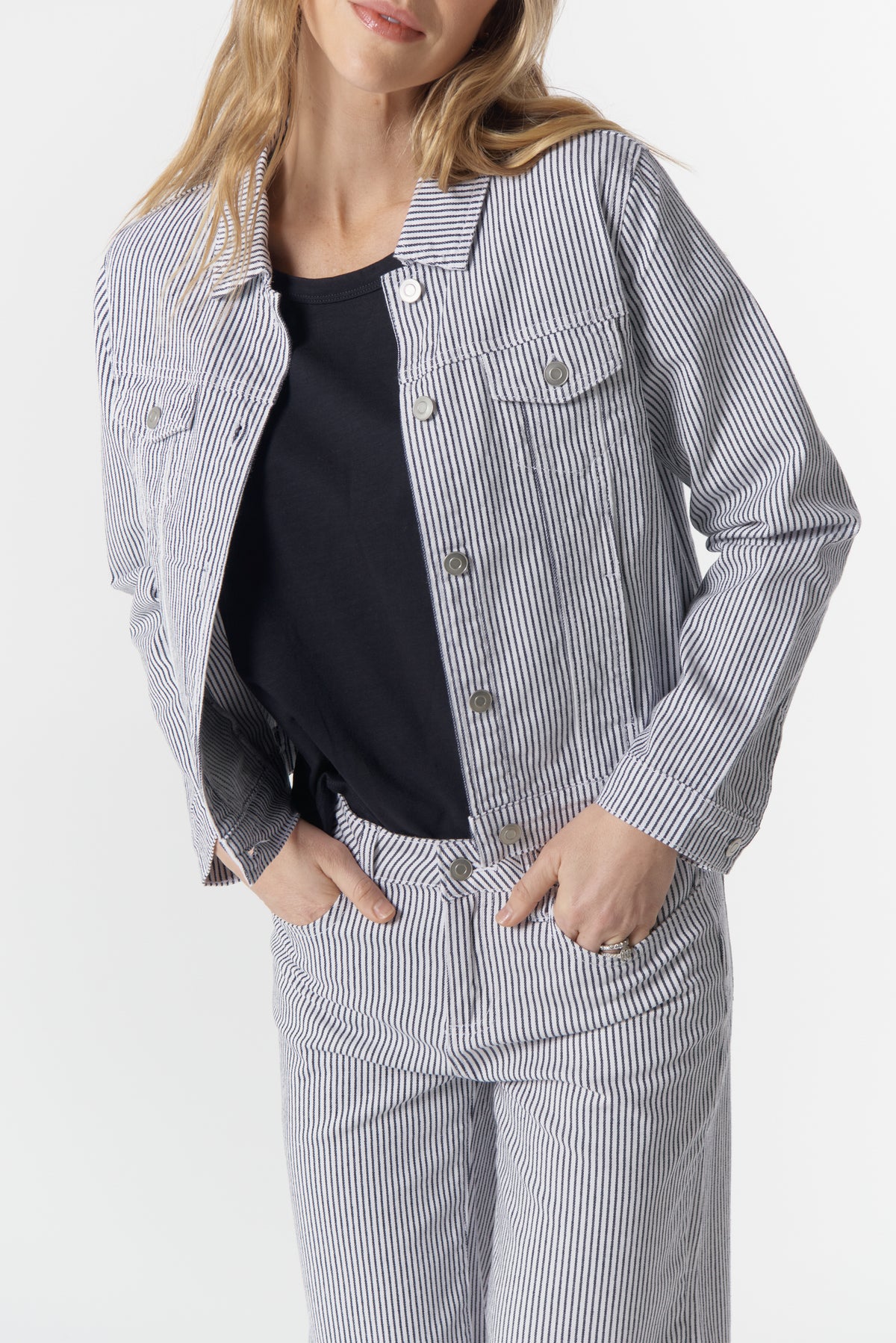 Goondiwindi Cotton Outerwear Ray Denim Jacket - Navy/White