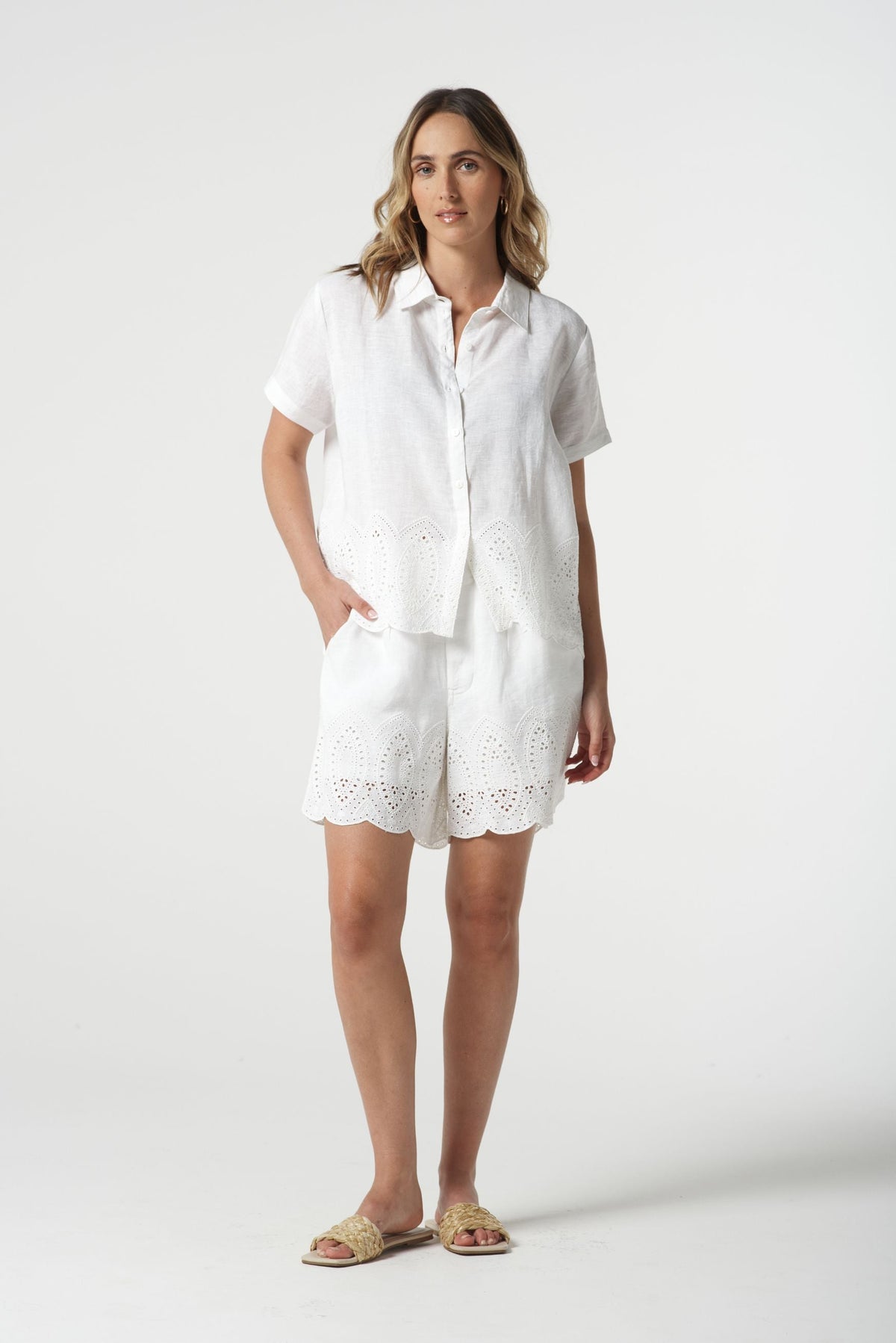 Goondiwindi Cotton Bottoms Salt Embroidered Linen Short - White