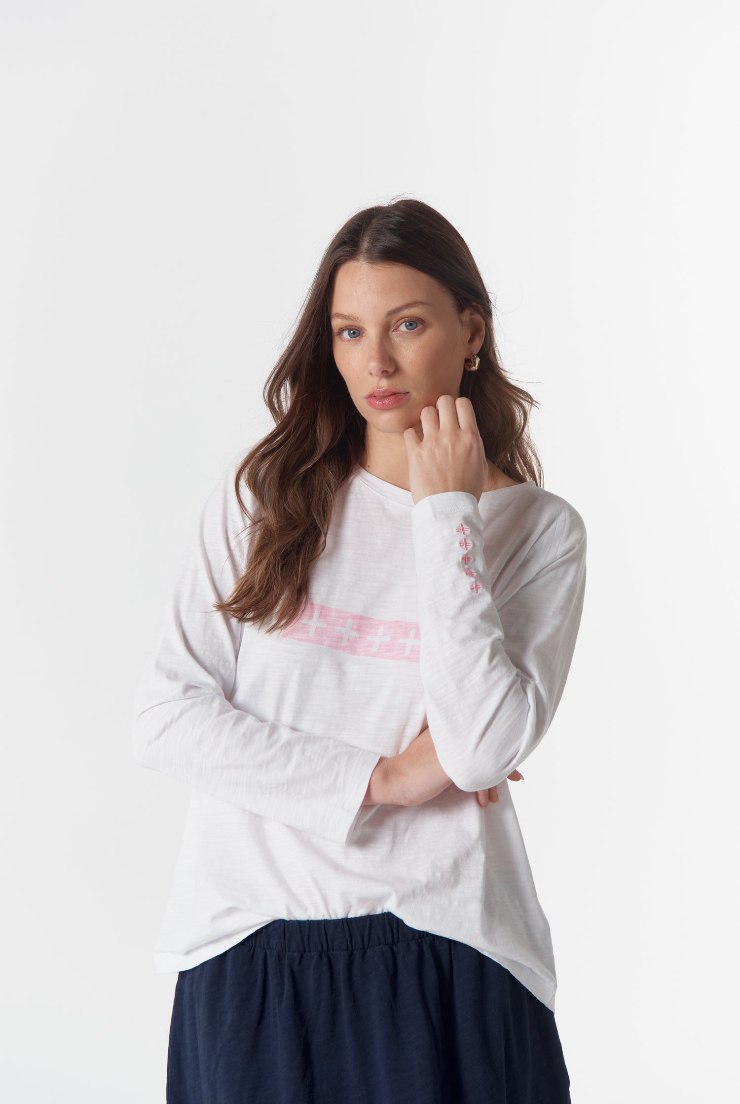 cloth+paper+scissors Tees The Feature Raglan Tee - White/Pink A Boo