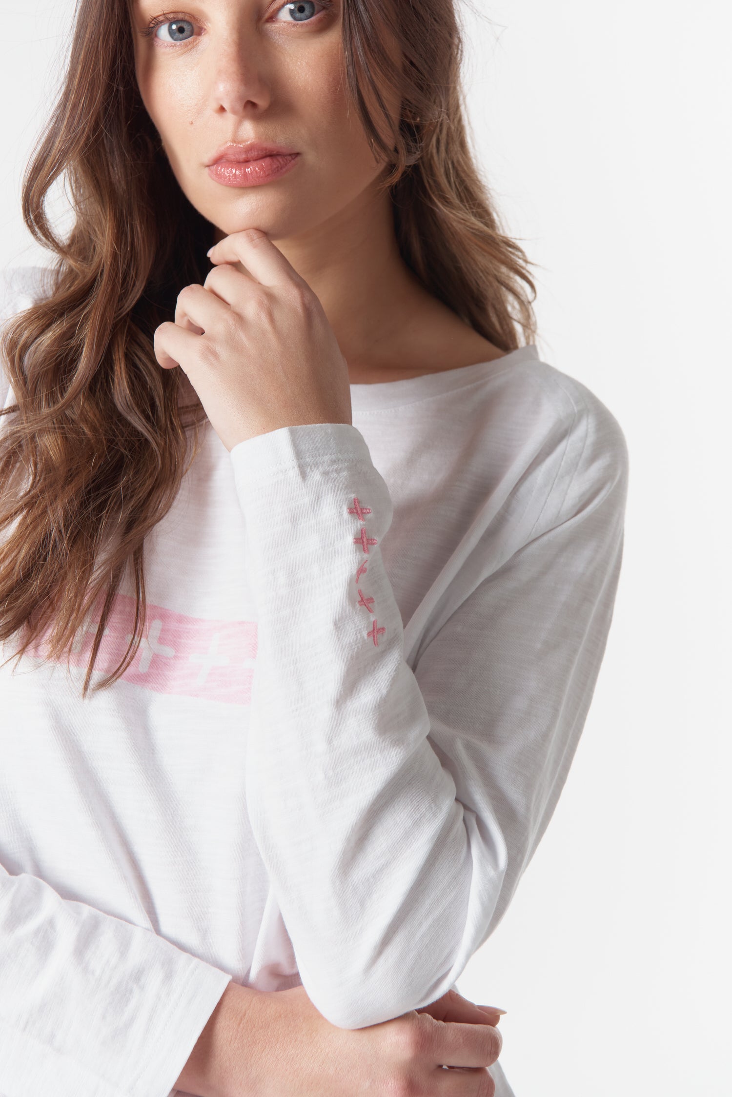 cloth+paper+scissors Tees The Feature Raglan Tee - White/Pink A Boo