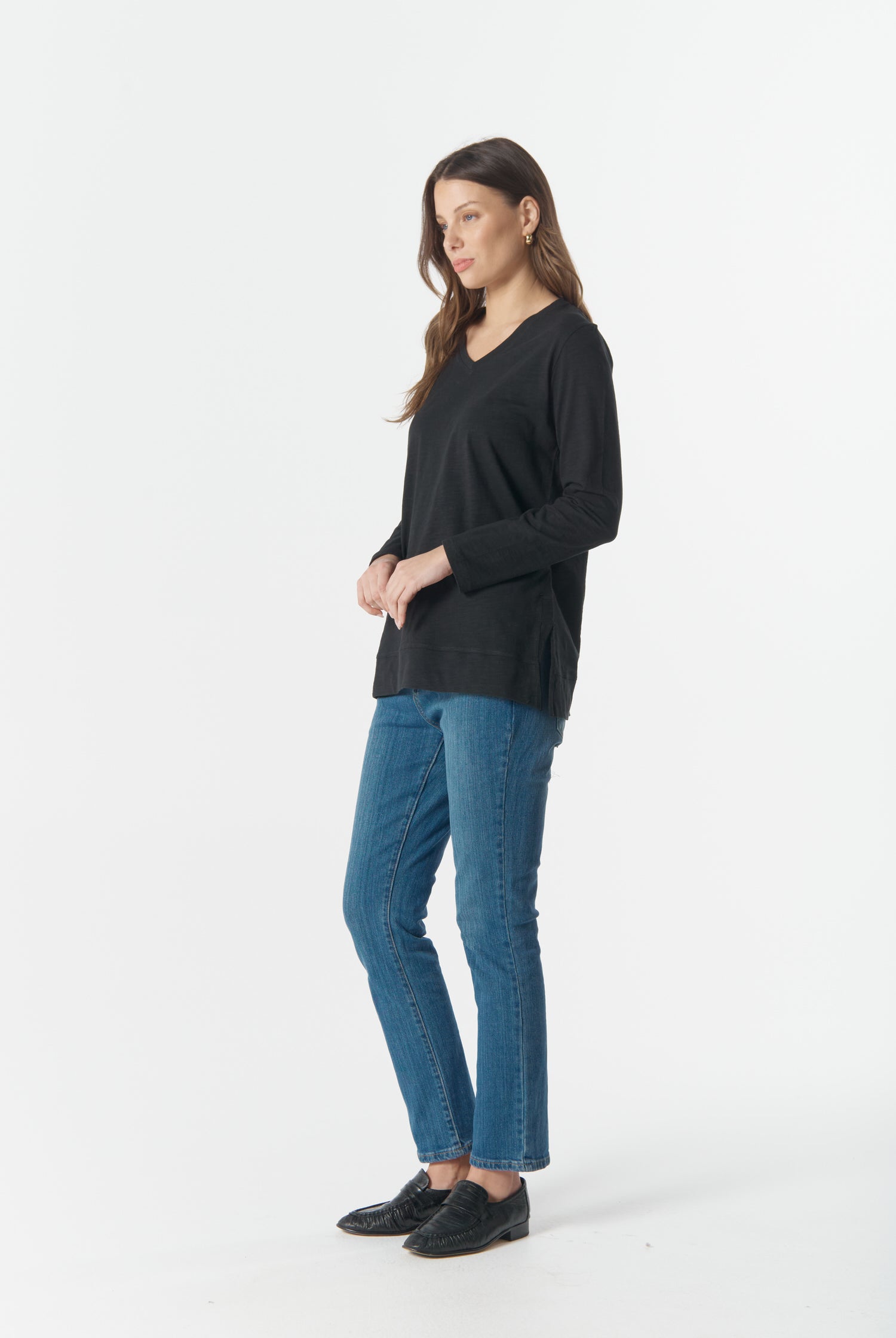cloth+paper+scissors Tees Basic V Neck Split Hem Tee - Black