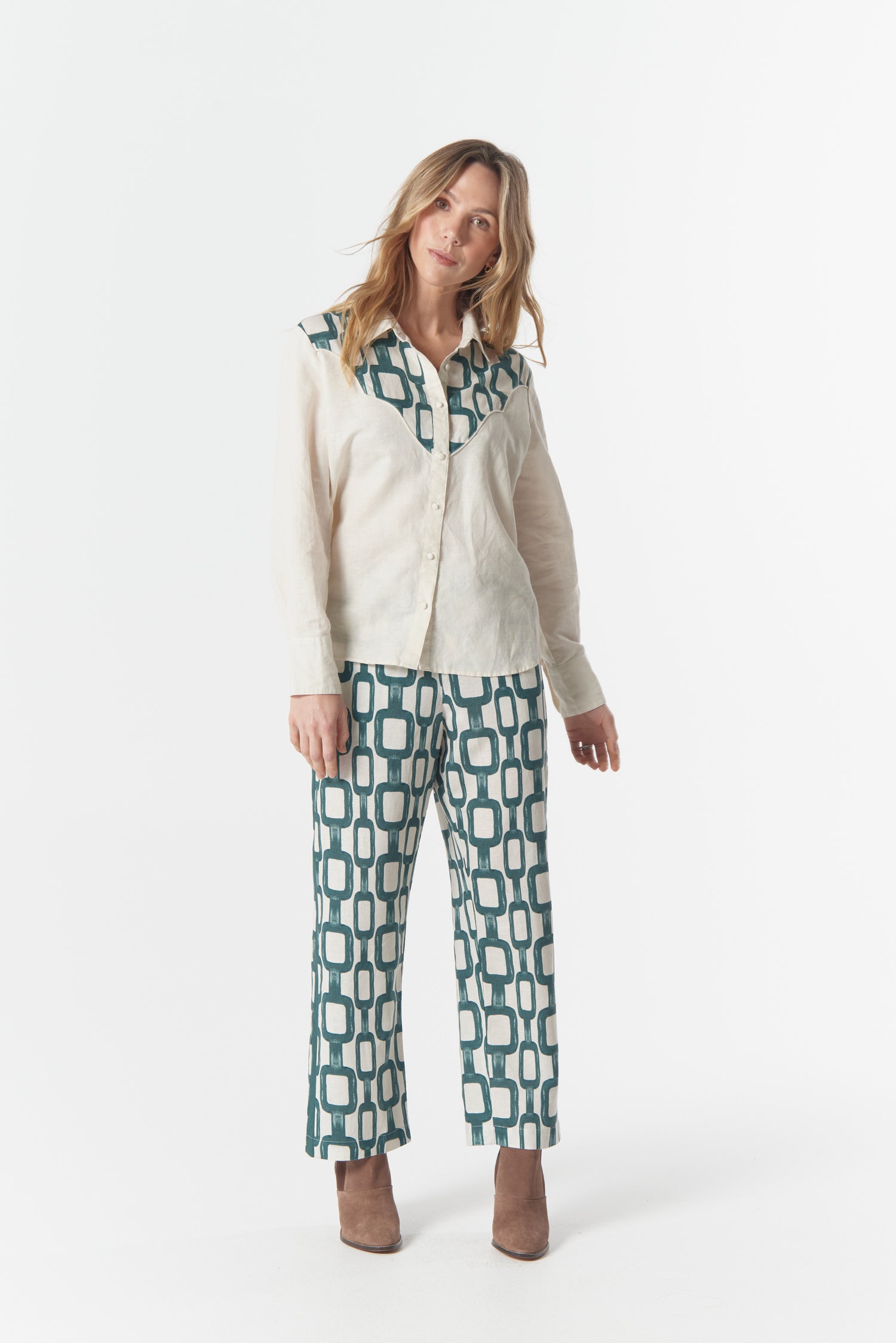 cloth+paper+scissors Blouses Cowgirl Yoke Shirt - Cream/Chain Print