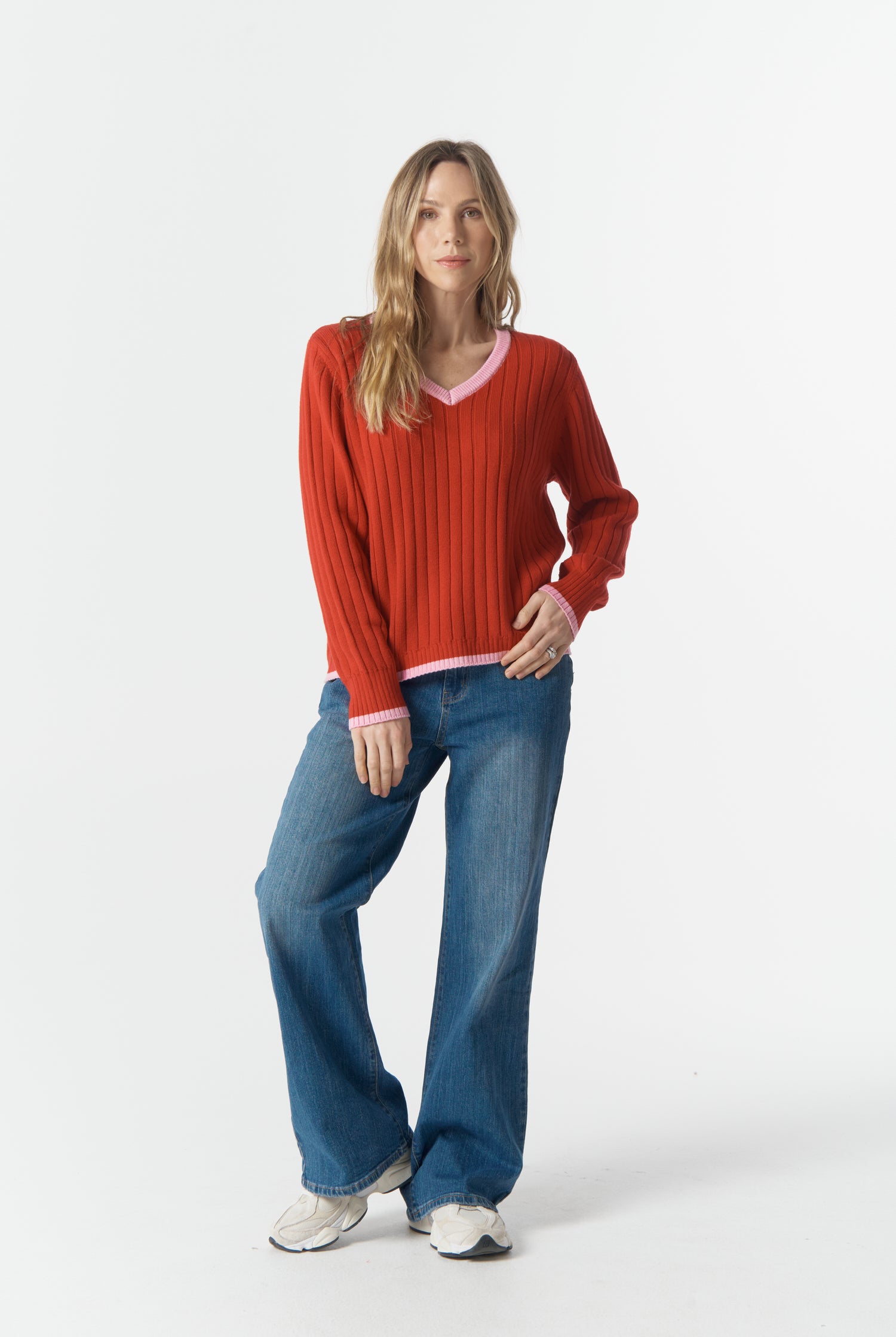 cloth+paper+scissors Knitwear Glow V Neck Knit - Scarlet