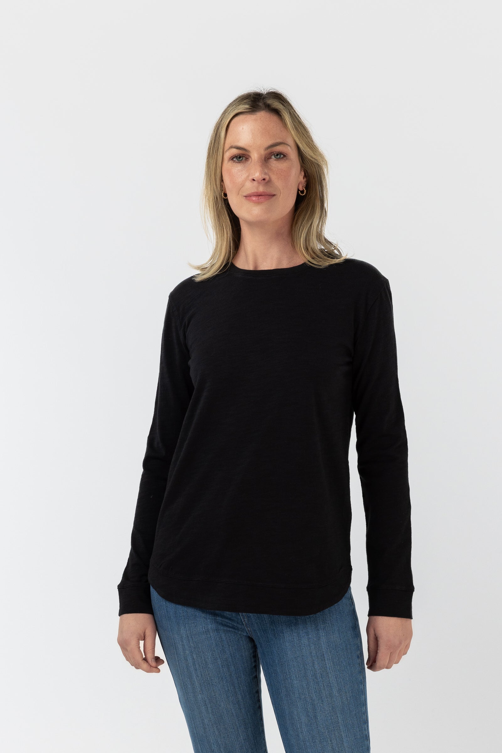 cloth+paper+scissors Tees Cotton Shaped Hem L/S Tee - Black