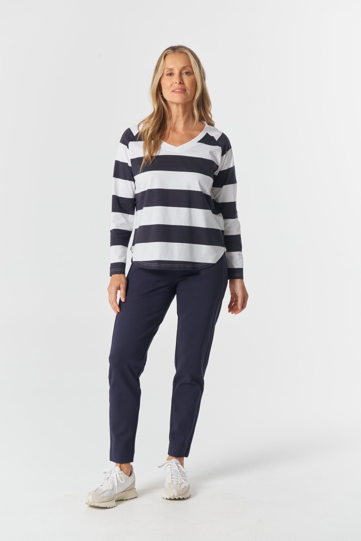 Travel V Neck Cotton Jersey Tee - Dark Navy/White by Goondiwindi Cotton. Timeless women’s fashion using natural fibres and classic shapes