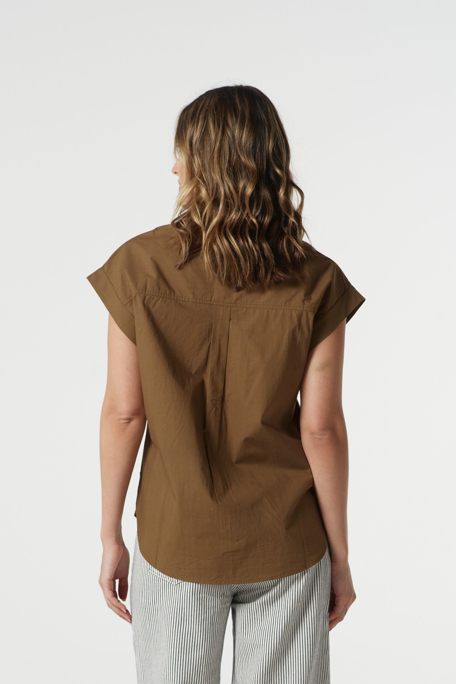 Rust Cotton Pocket Shirt - Otter by Goondiwindi Cotton. Timeless women’s fashion using natural fibres and classic shapes