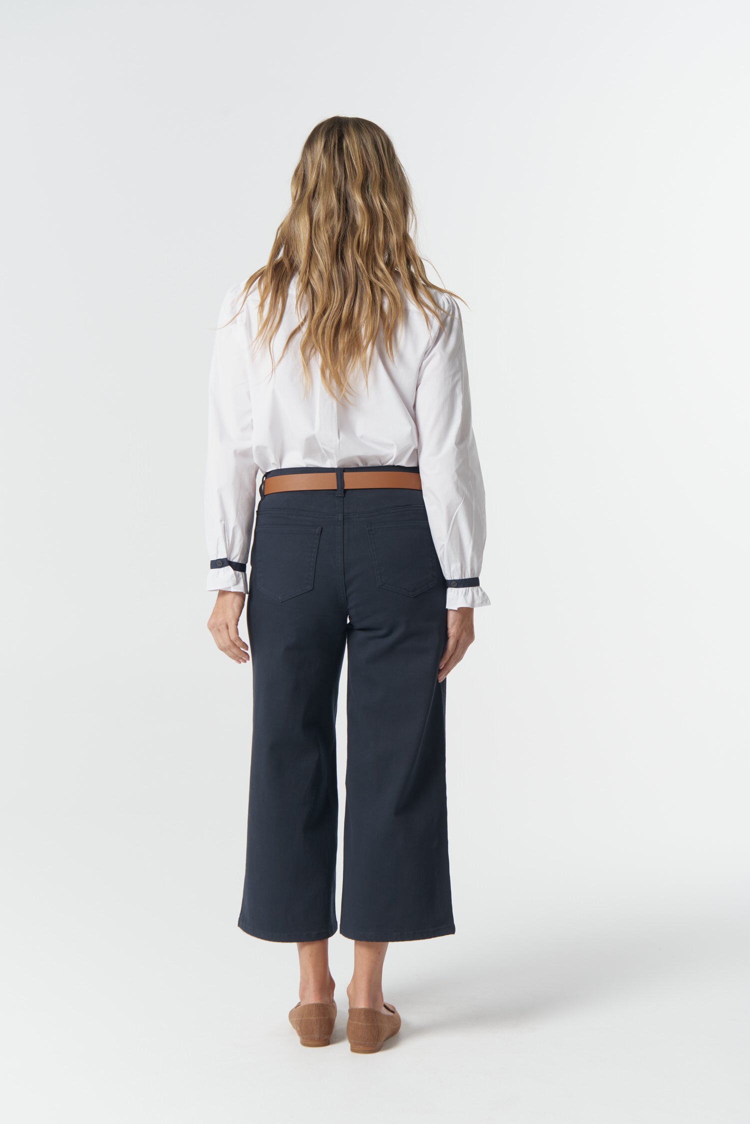 5 Pocket Crop Wide Leg Jean - Dark Navy by Goondiwindi Cotton. Timeless women’s fashion using natural fibres and classic shapes