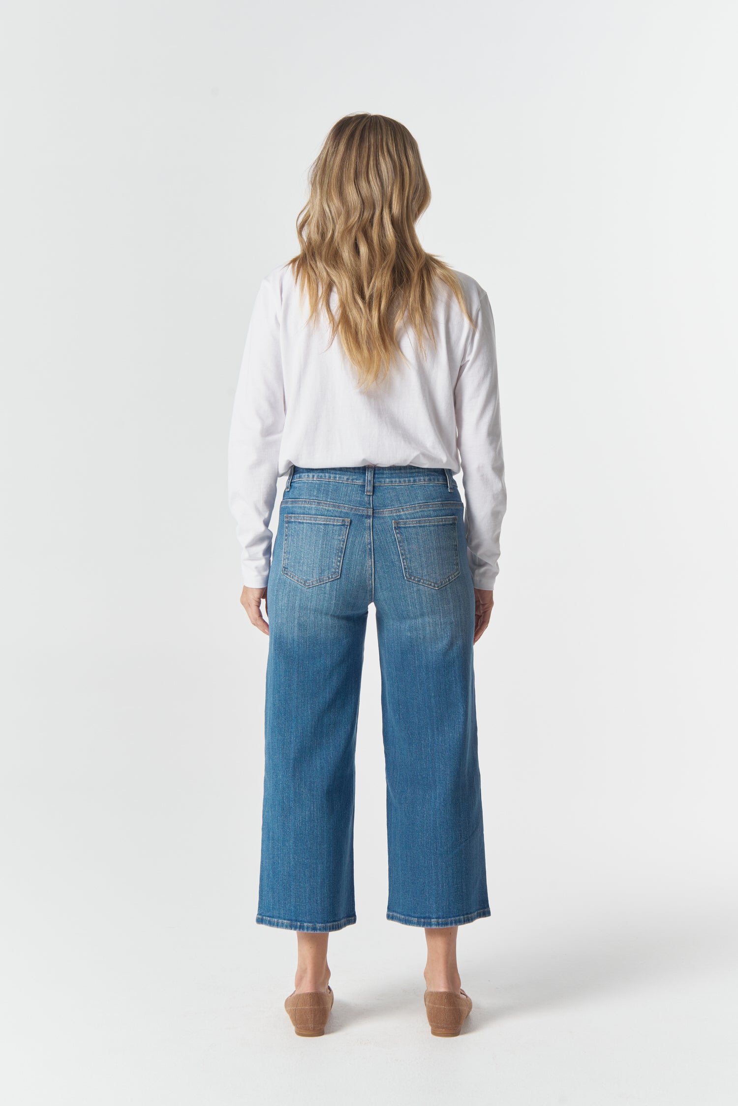 5 Pocket Crop Wide Leg Jean - Denim Blue by Goondiwindi Cotton. Timeless women’s fashion using natural fibres and classic shapes