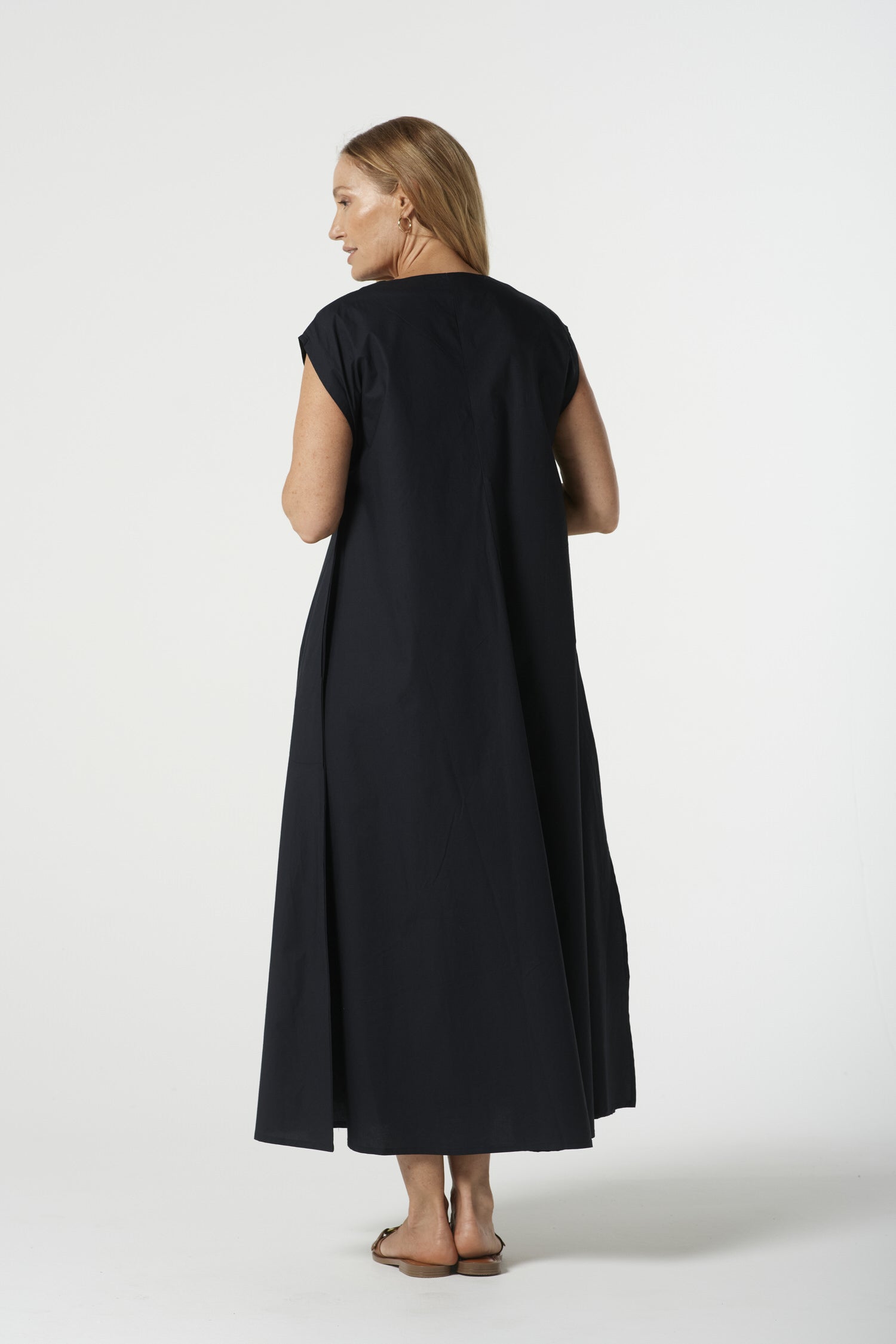 Shell Cotton Cap Sleeve Dress - Jet Black by Goondiwindi Cotton. Timeless women’s fashion using natural fibres and classic shapes