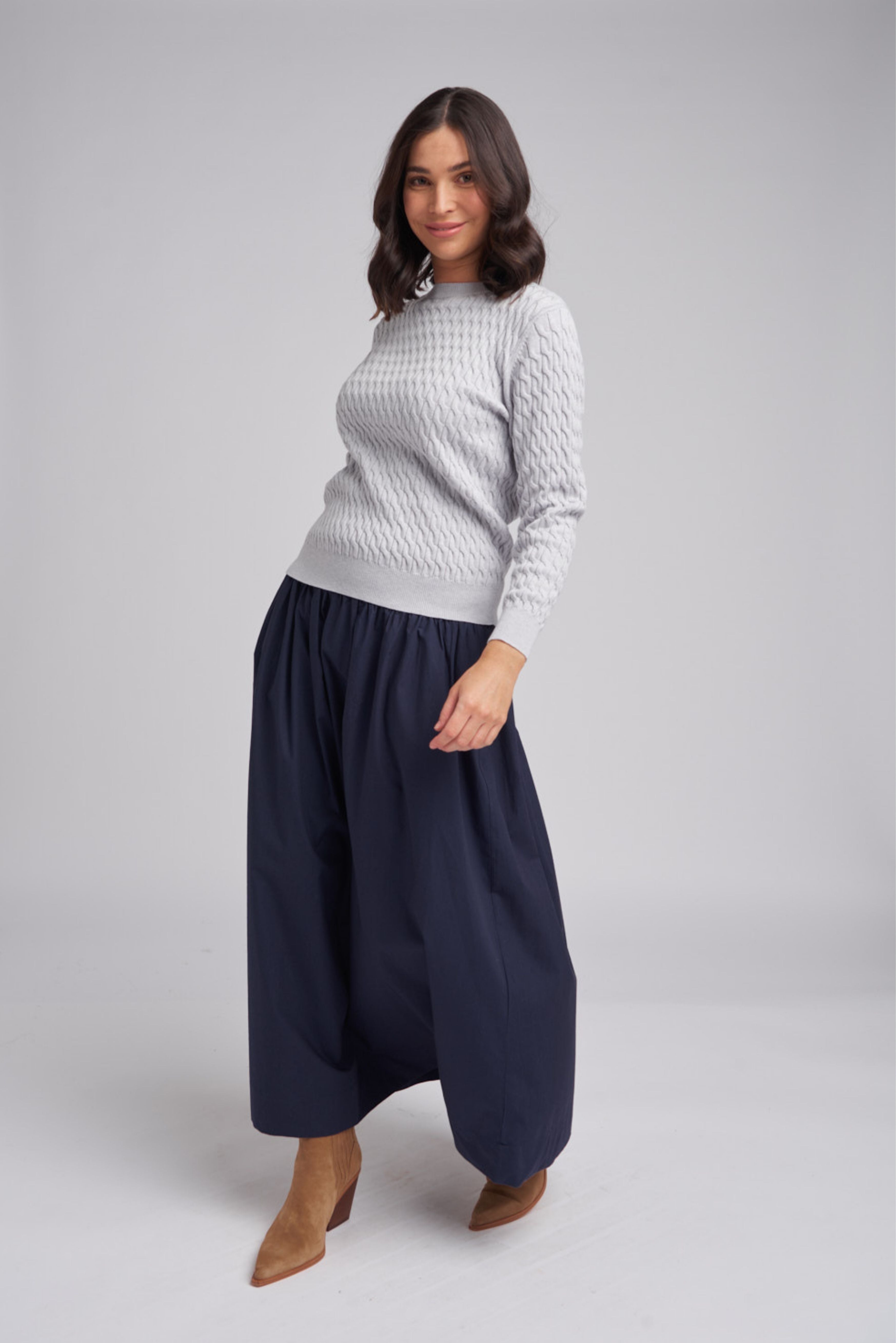 Goondiwindi Cotton Knitwear Classic Cable Crew Neck Jumper Grey Shimmer