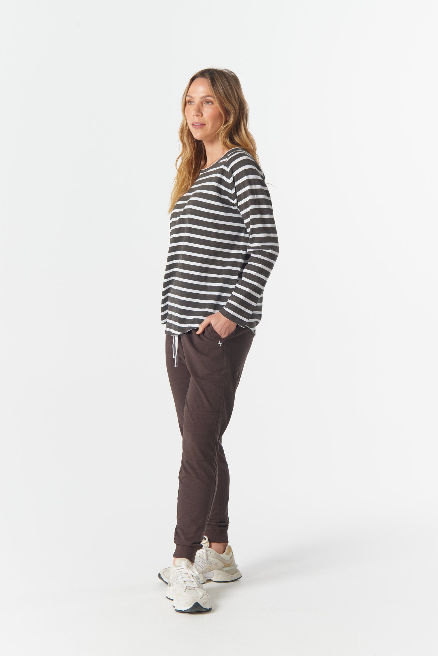 cloth+paper+scissors Tees The Hero Stripe Raglan Tee - White/Chocolate Torte