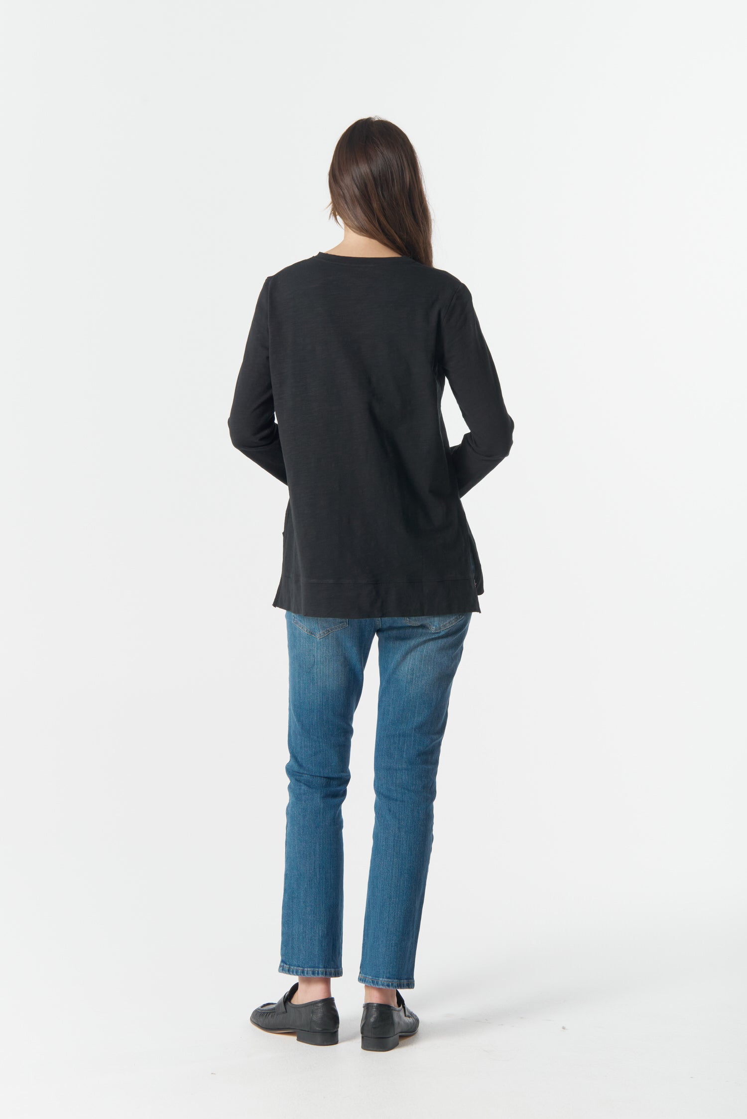 cloth+paper+scissors Tees Basic V Neck Split Hem Tee - Black